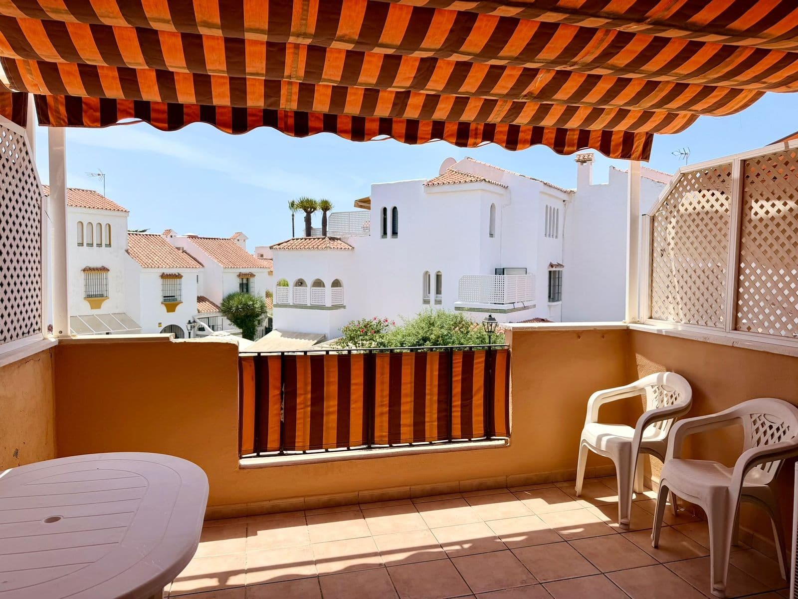 Middle Floor Apartment in Casares Playa, Casares
