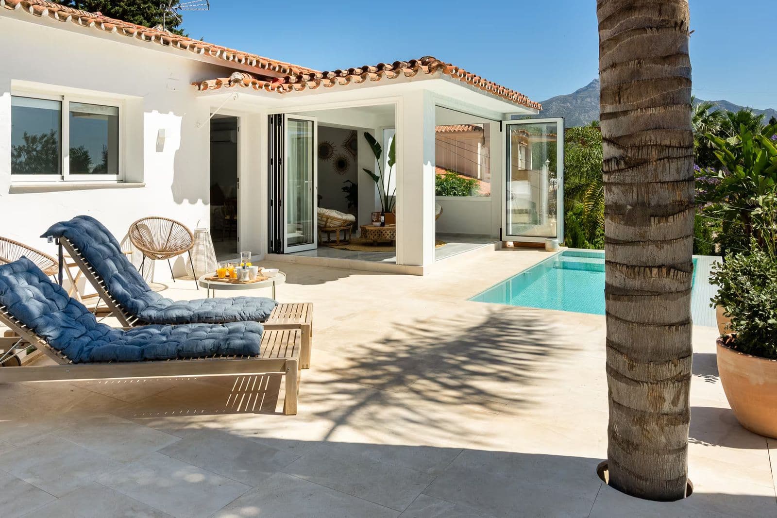 Detached Villa in La Campana, Nueva Andalucía