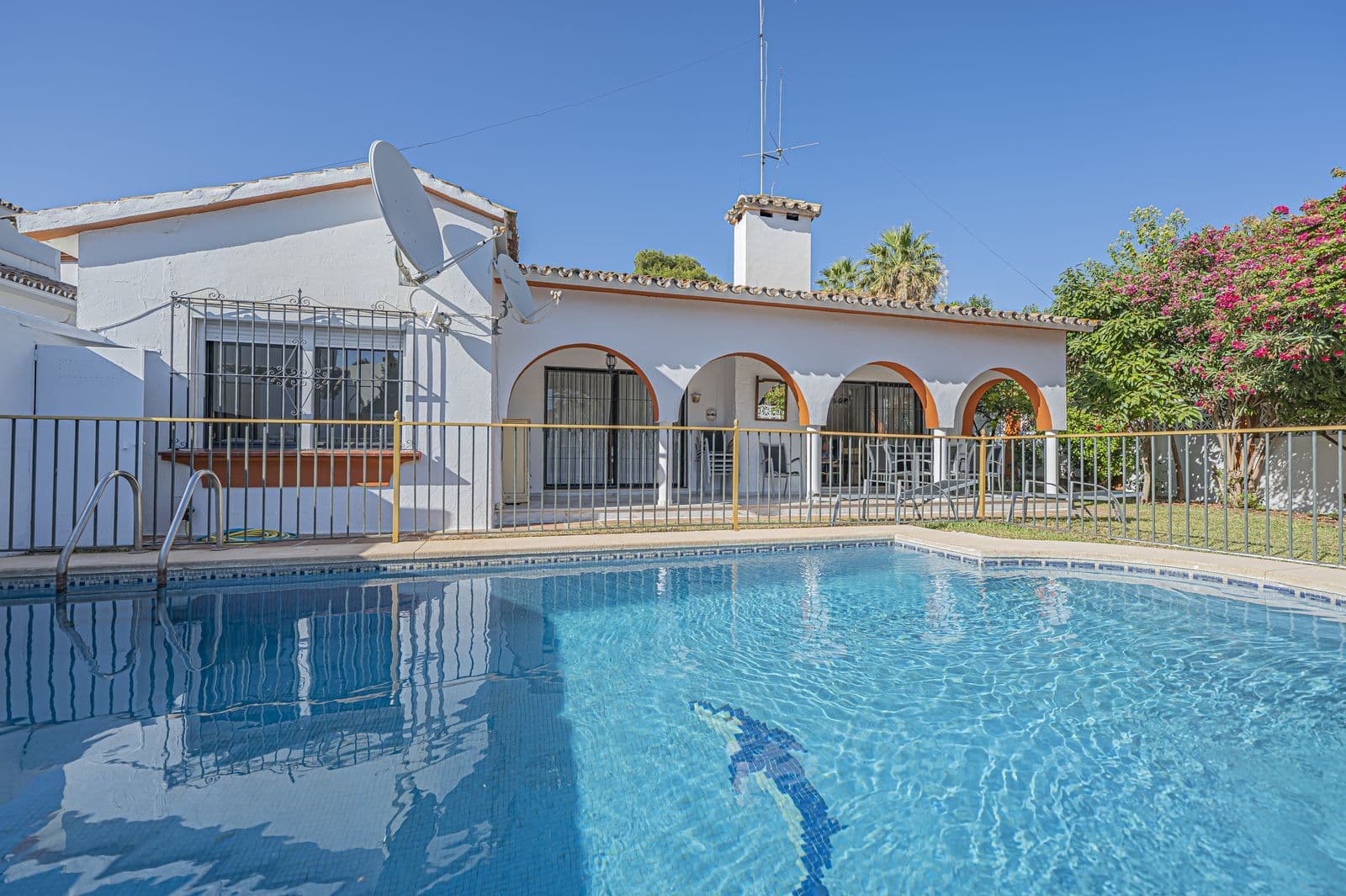 Detached Villa in Nueva Andalucía, Nueva Andalucía