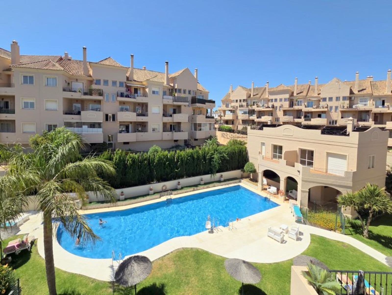 Penthouse Duplex in La Duquesa, Manilva