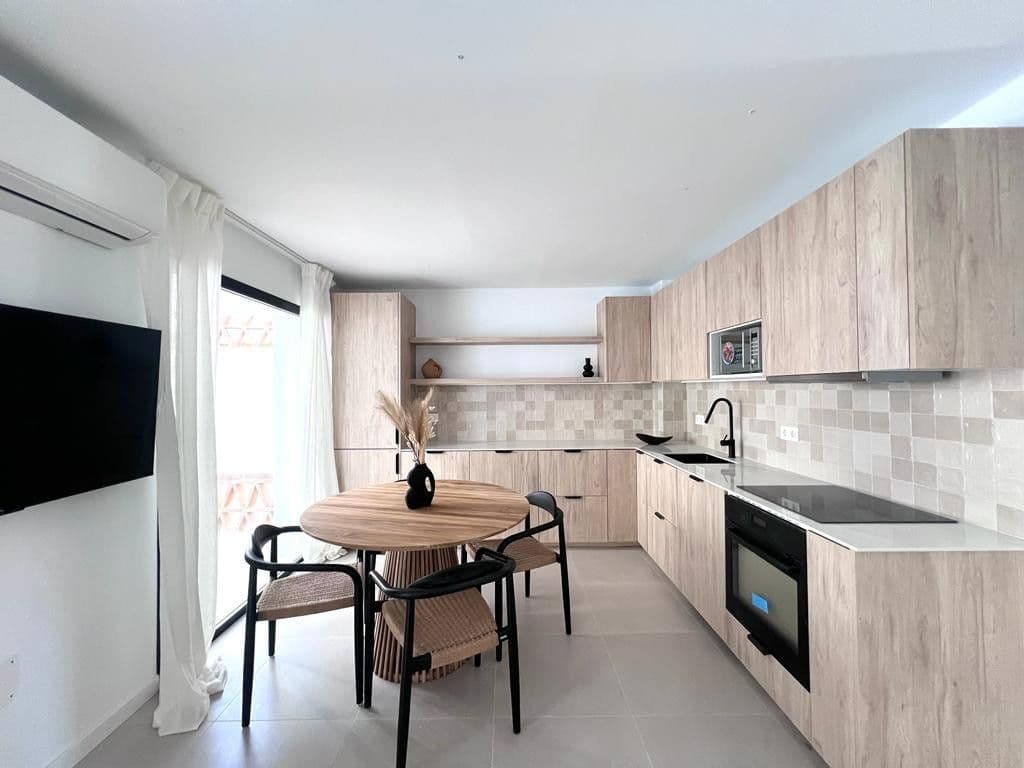 Middle Floor Apartment in Nueva Andalucía, Nueva Andalucía