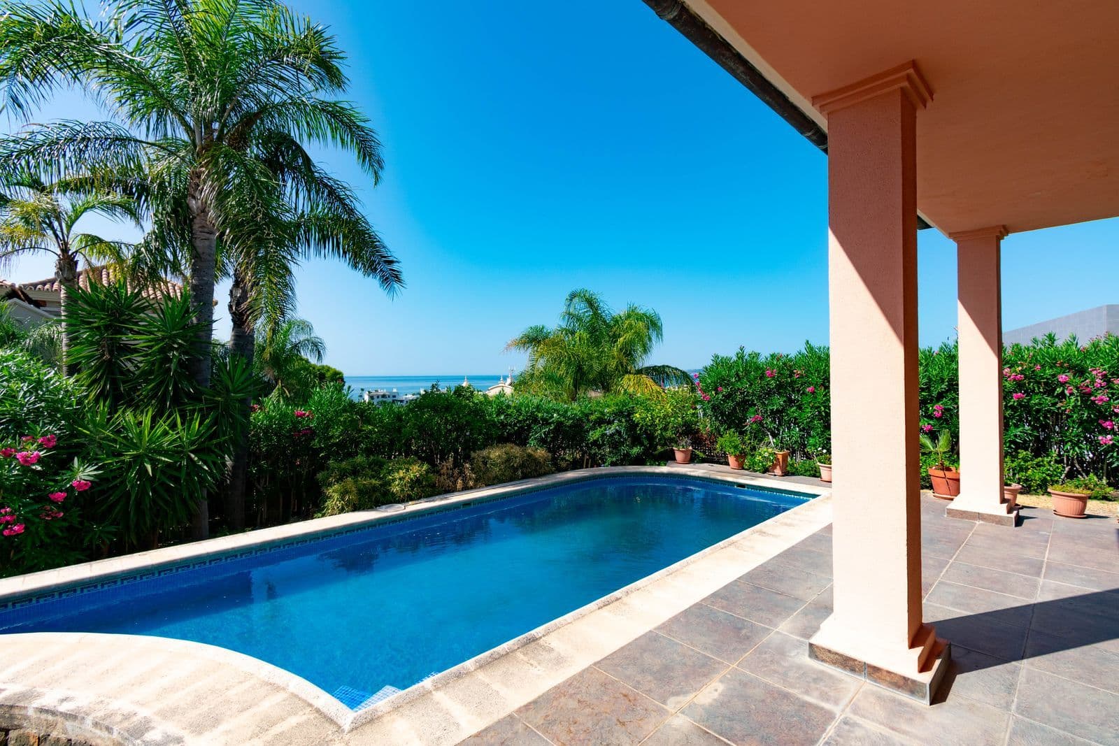 Detached Villa in Estepona, Estepona