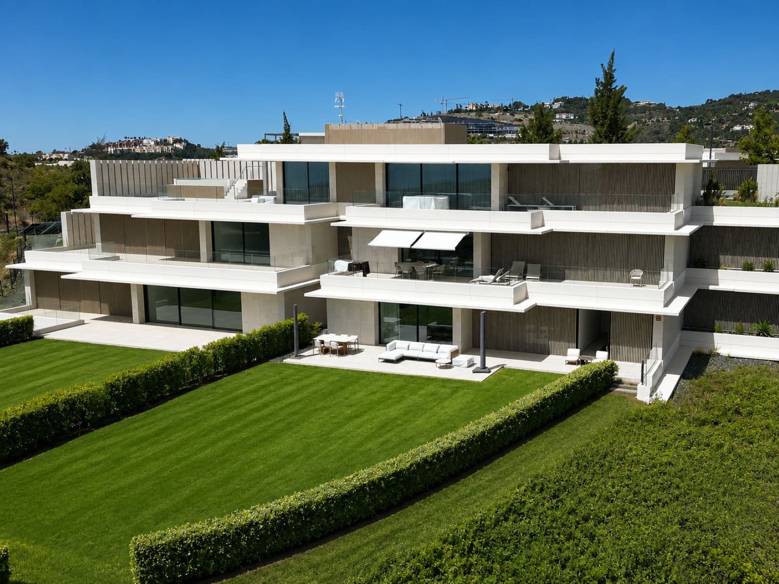 Ground Floor Apartment in La Quinta, Benahavís