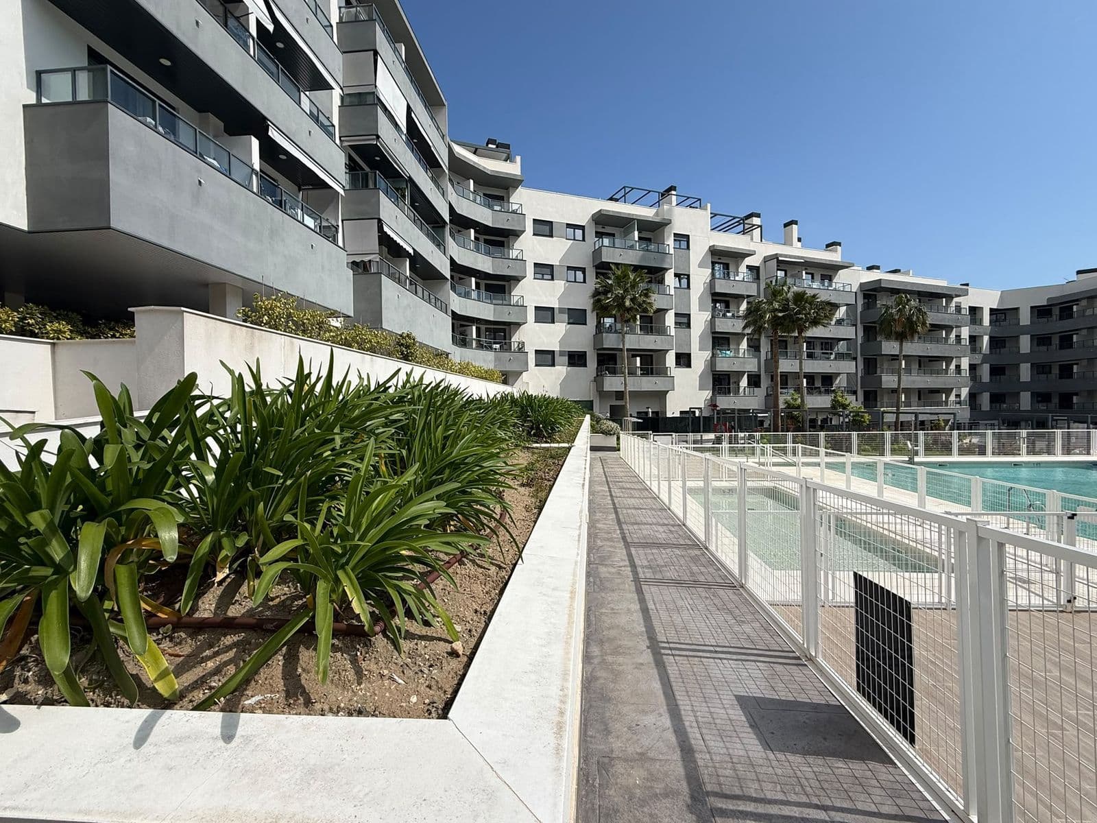 Middle Floor Apartment in Las Lagunas, Fuengirola