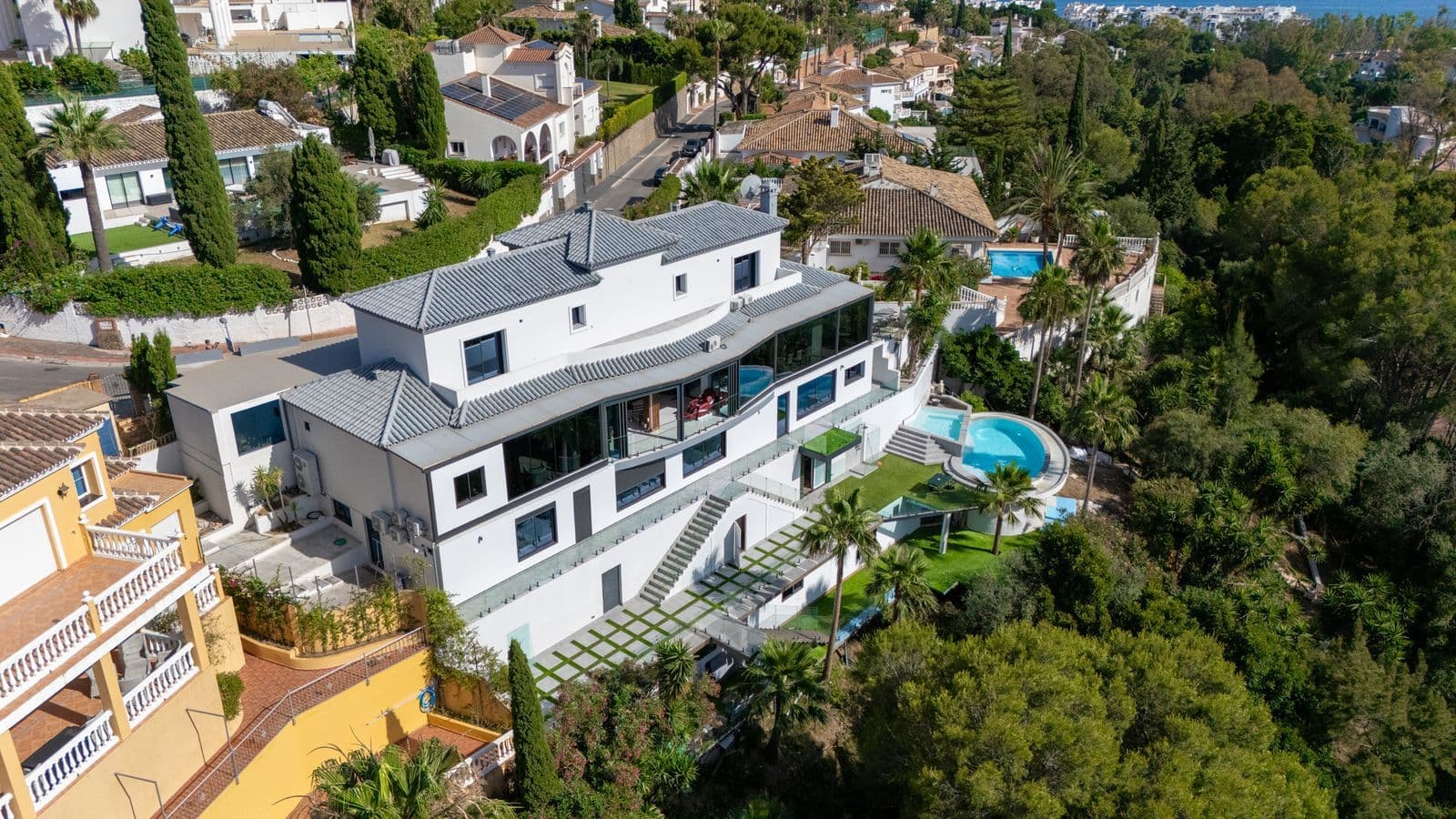 Detached Villa in Torrequebrada, Benalmádena