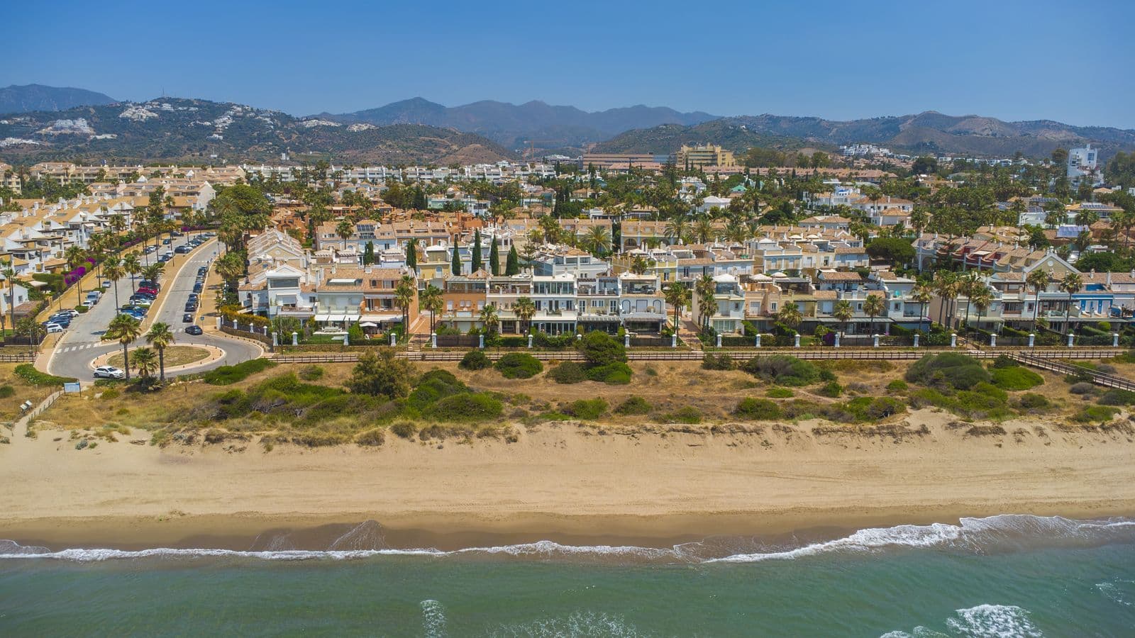 Semi-Detached House in Bahía de Marbella, Marbella East