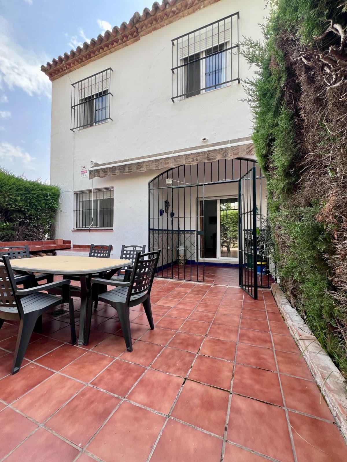 Townhouse in Estepona, Estepona