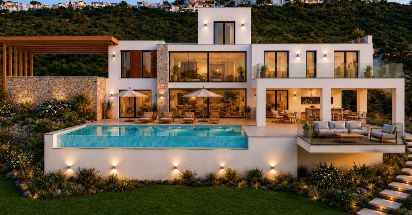 Detached Villa in La Mairena, Marbella East