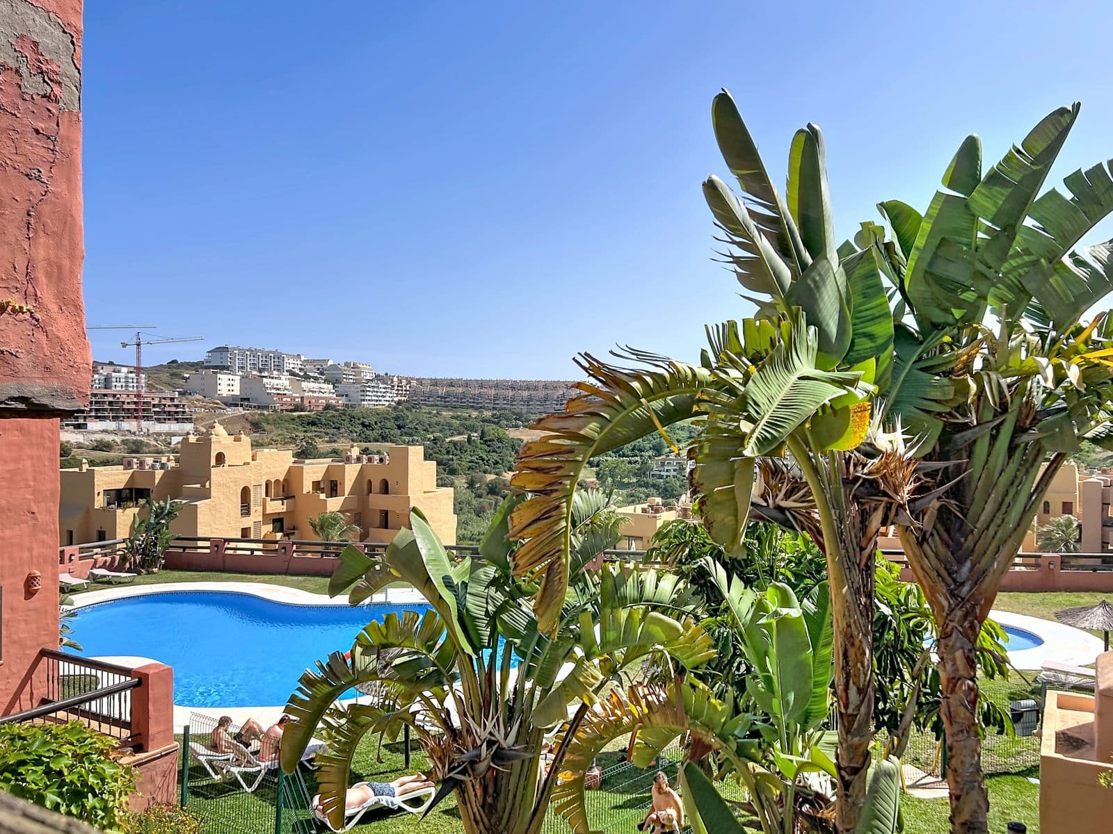 Middle Floor Apartment in Manilva, Manilva