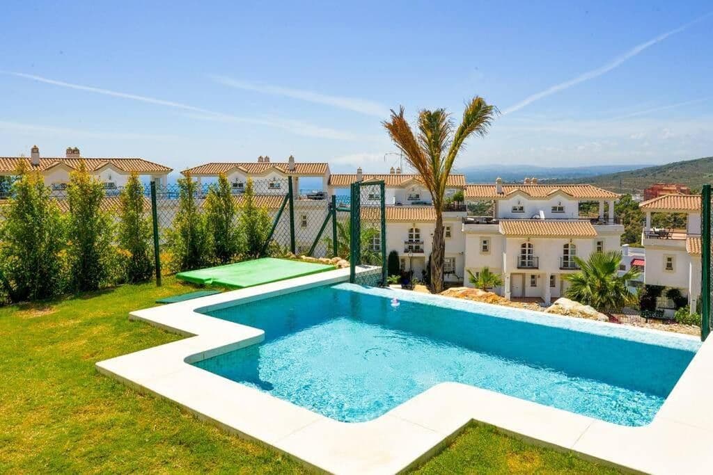 Townhouse in Manilva, Manilva