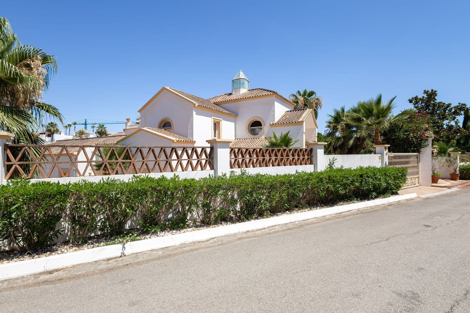 Detached Villa in El Paraiso, Estepona