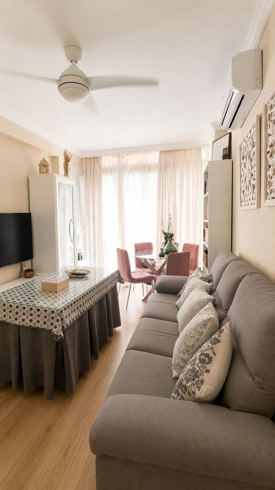 Middle Floor Apartment in Málaga Centro, Málaga