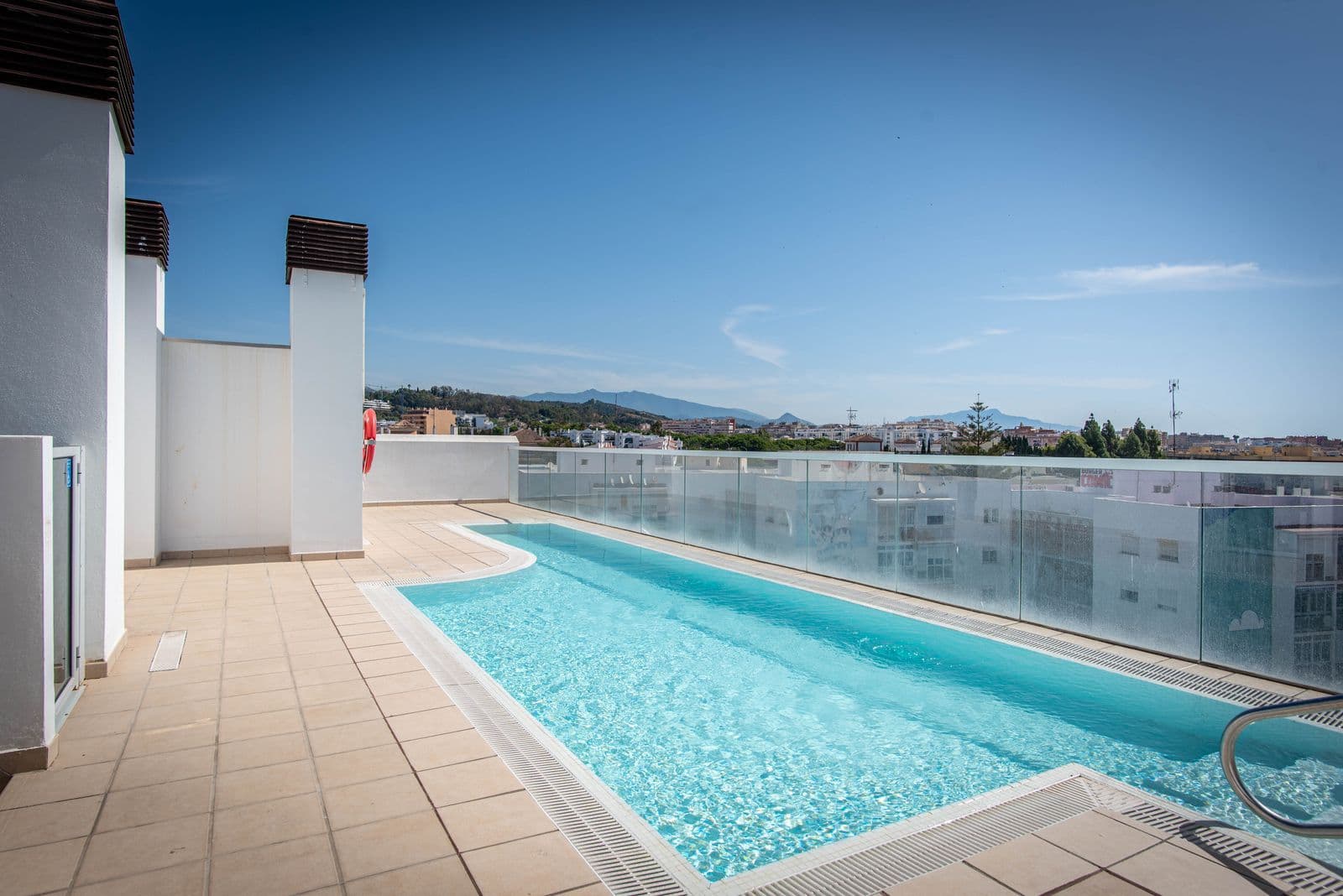 Middle Floor Apartment in Estepona, Estepona