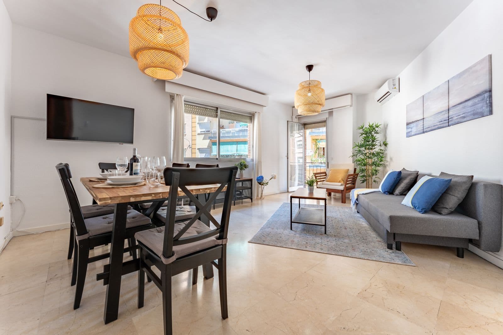 Middle Floor Apartment in Málaga Centro, Málaga