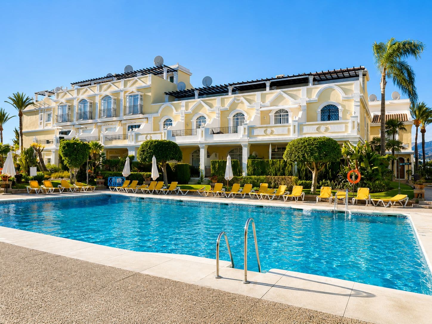 Penthouse in Nueva Andalucía, Nueva Andalucía