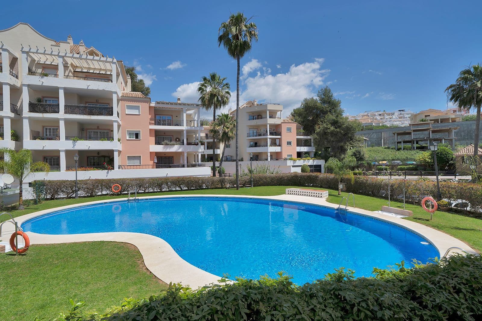Ground Floor Apartment in Nueva Andalucía, Nueva Andalucía