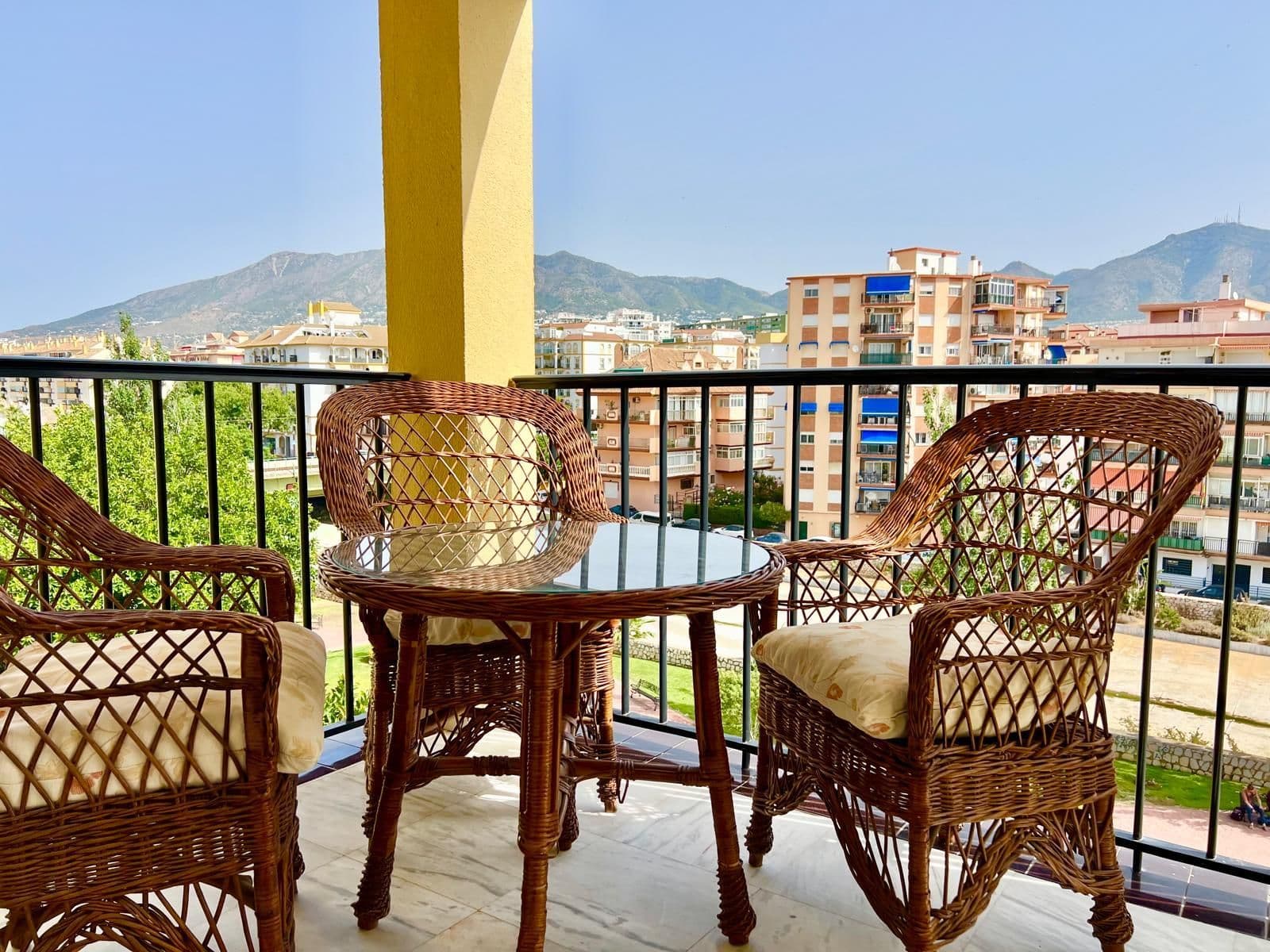 Middle Floor Apartment in Fuengirola, Fuengirola