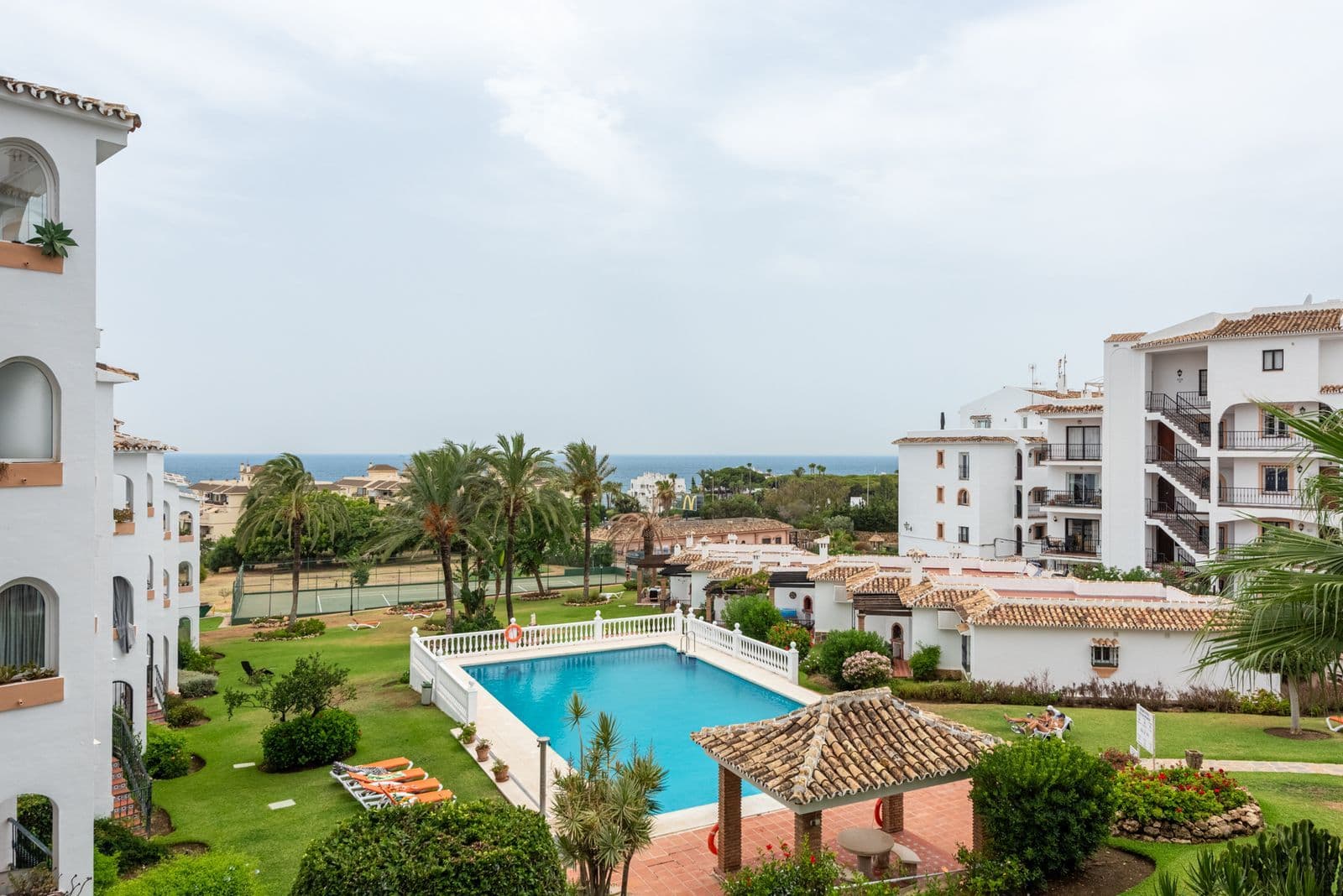 Middle Floor Apartment in Riviera del Sol, Mijas