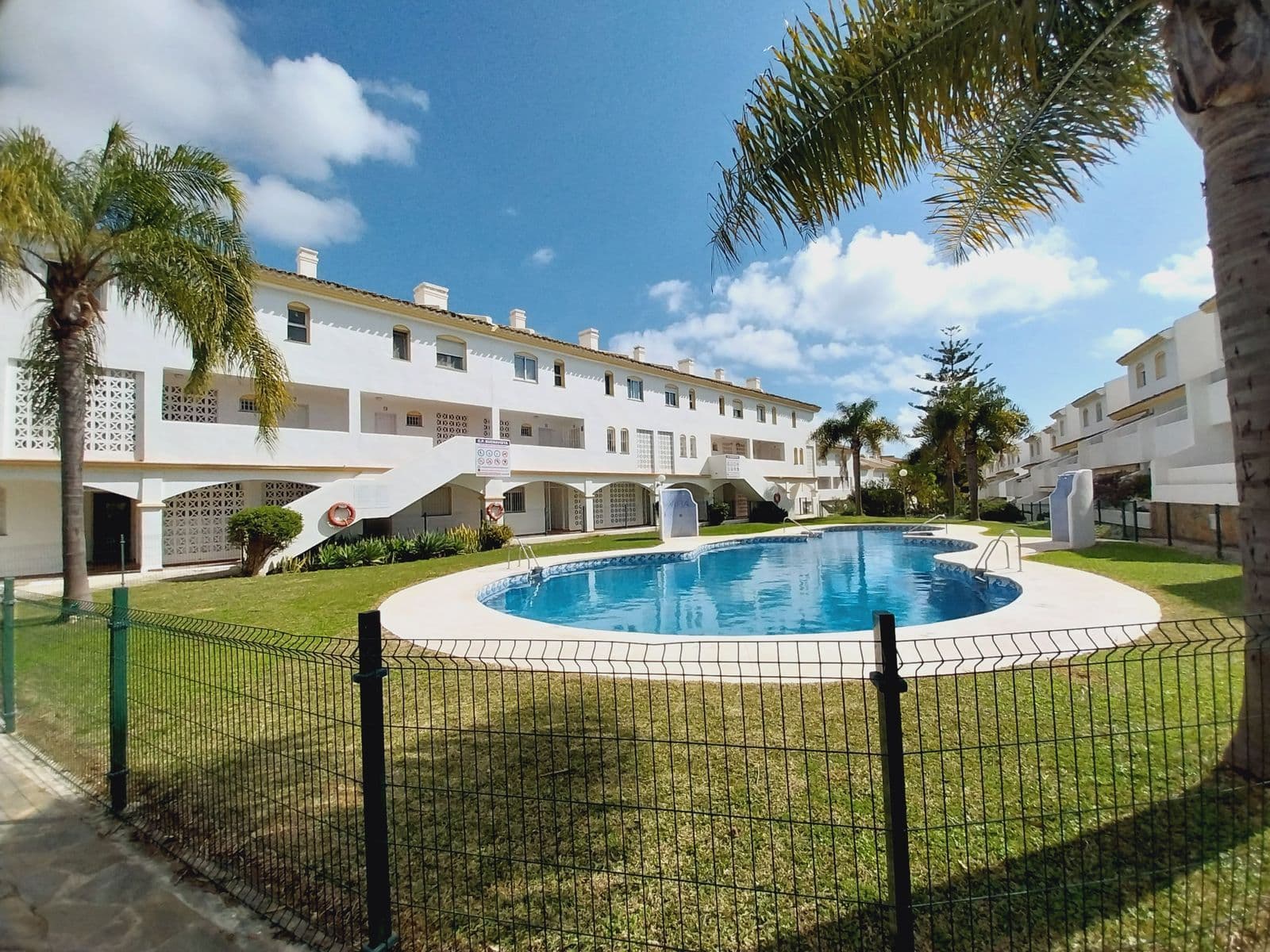Duplex in Calahonda, Mijas