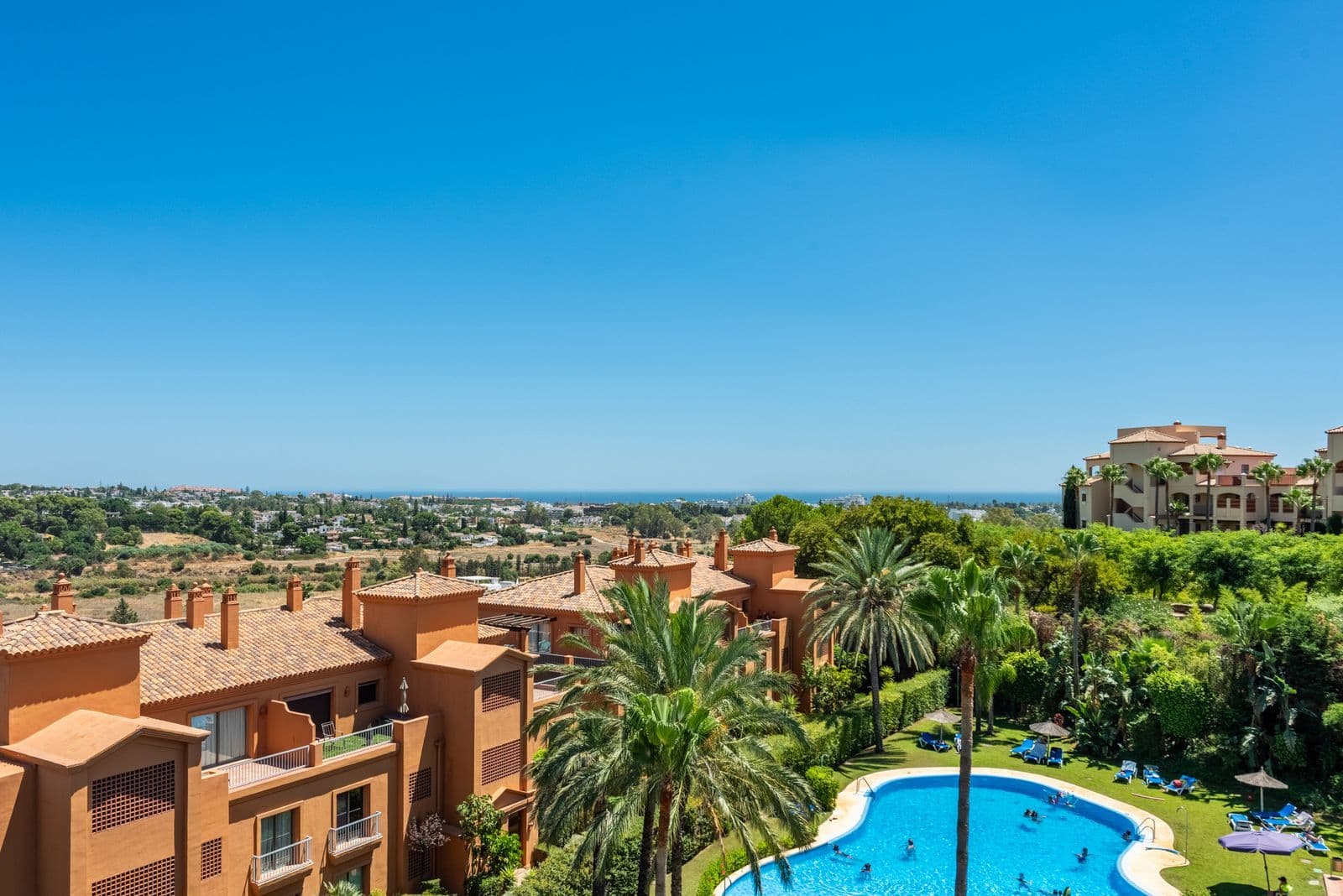 Penthouse in Atalaya, Estepona