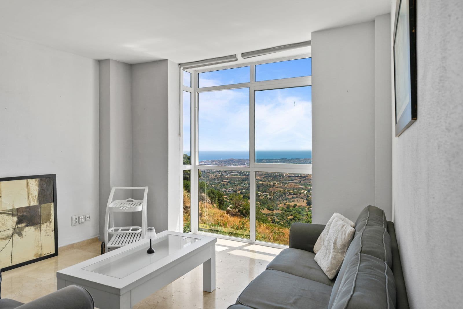 Middle Floor Apartment in Mijas, Mijas