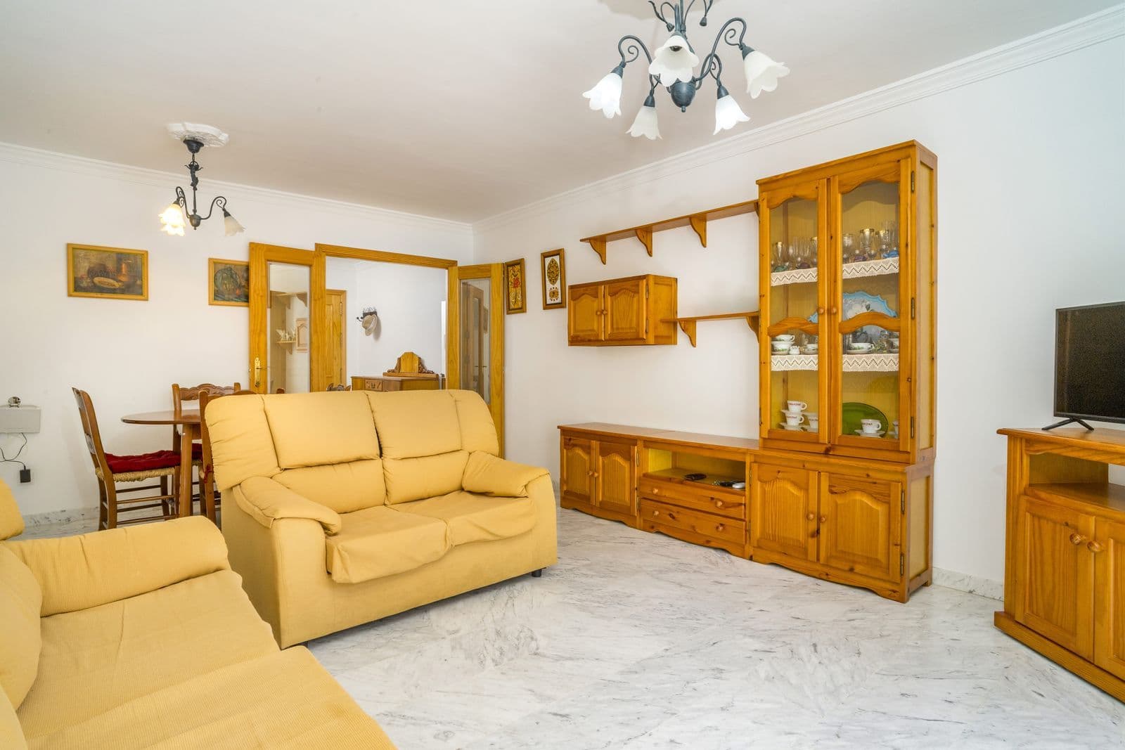 Middle Floor Apartment in Estepona, Estepona