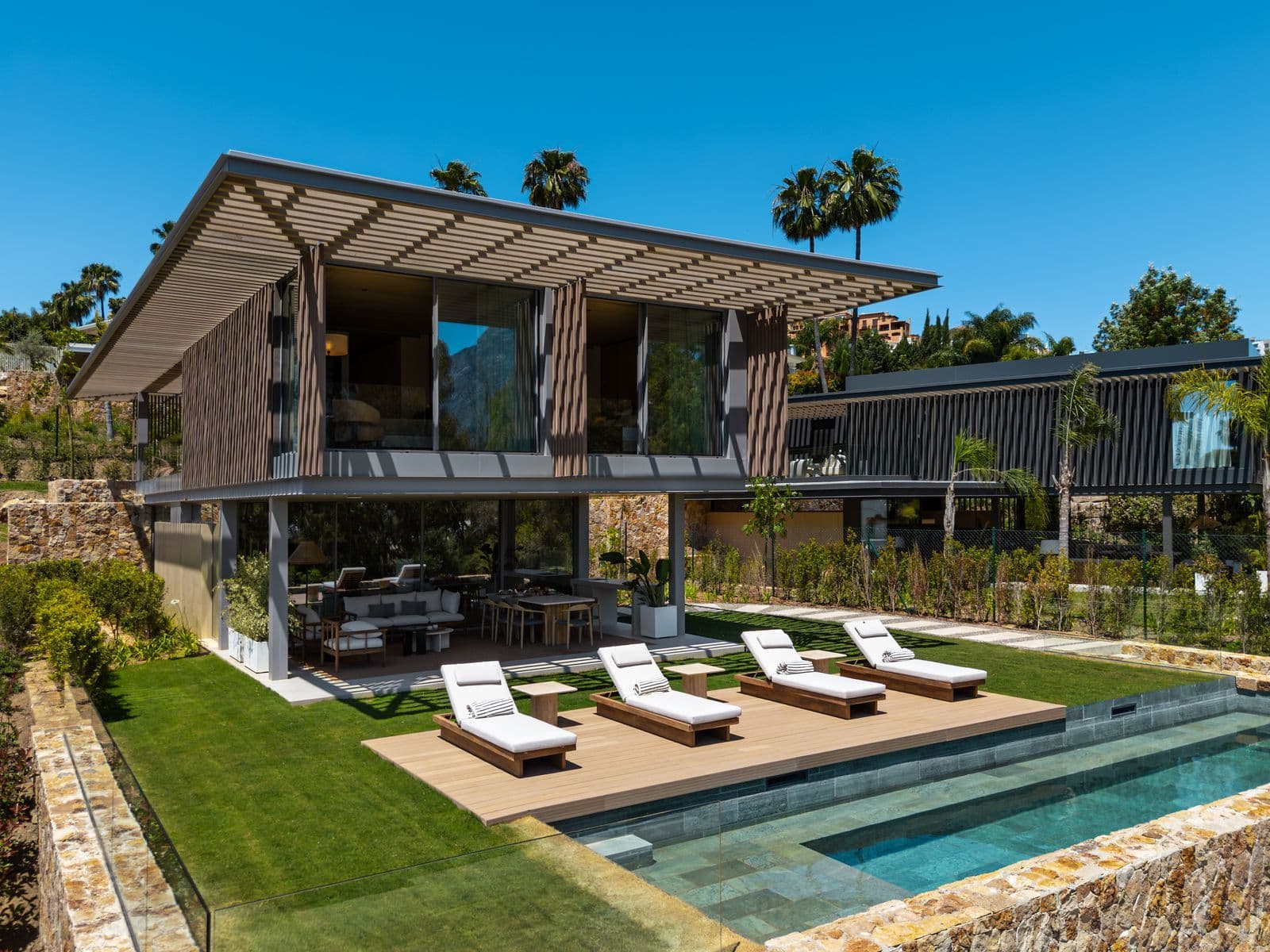 Detached Villa in Nueva Andalucía, Nueva Andalucía