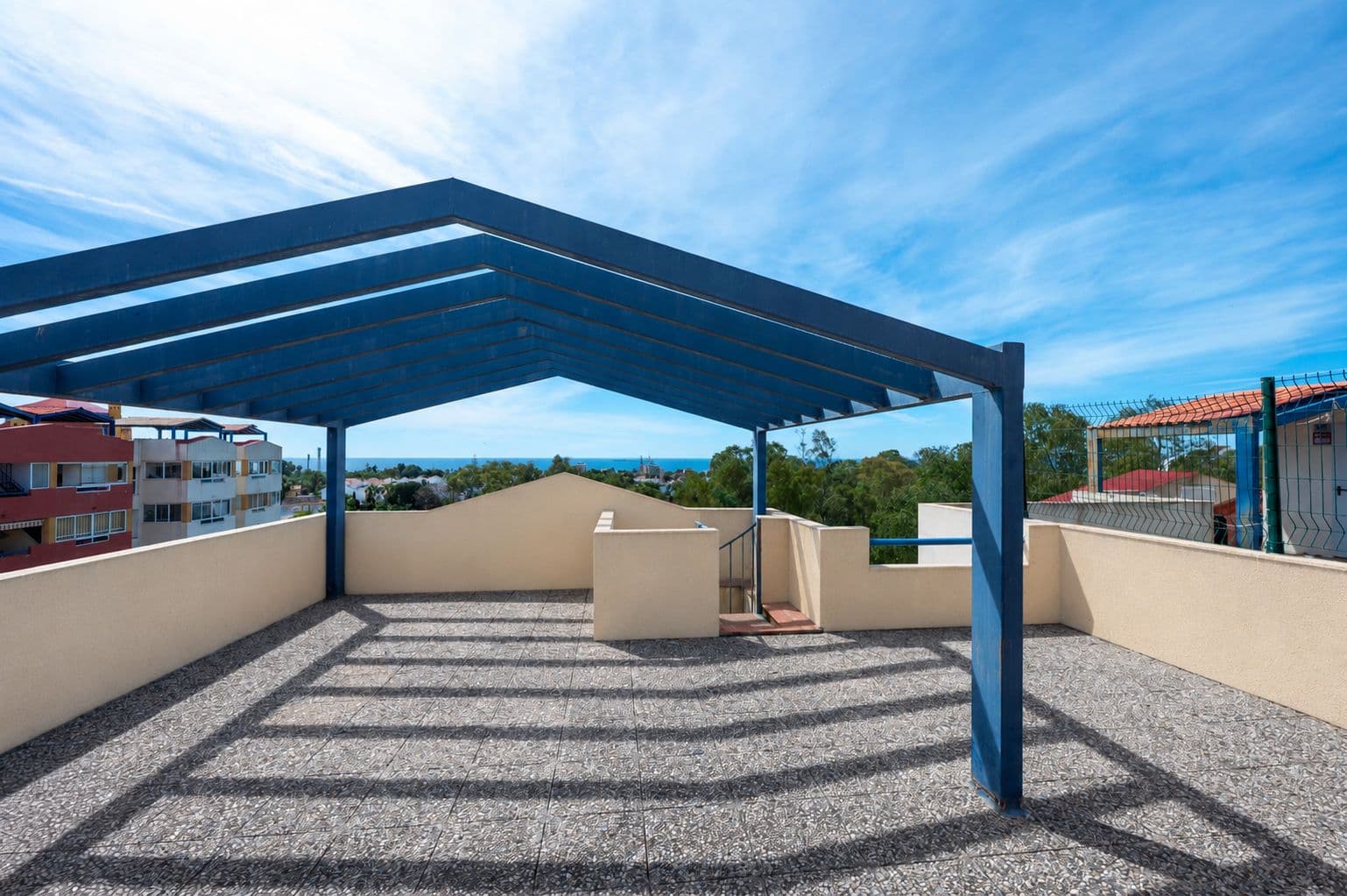 Penthouse in El Paraiso, Estepona
