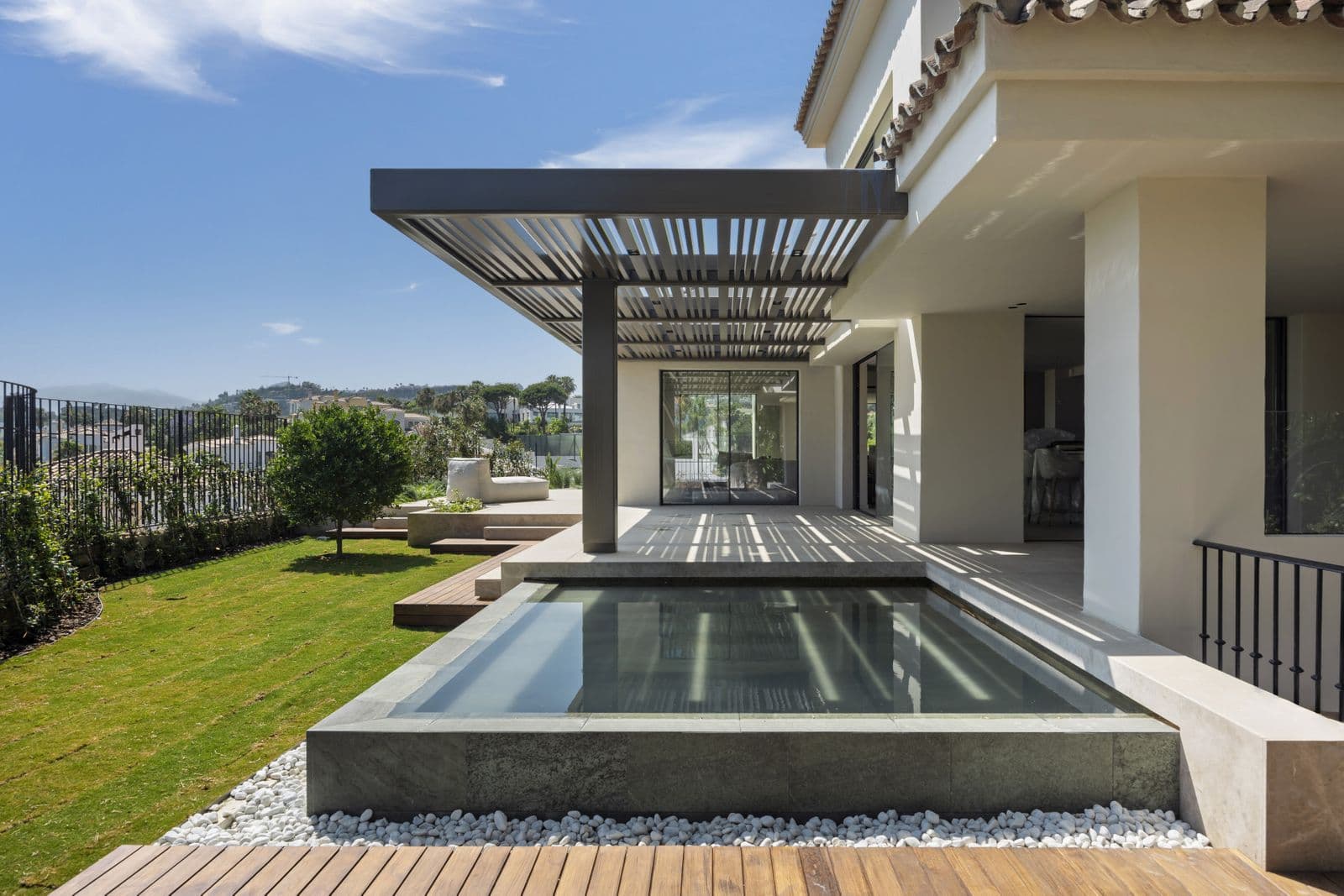Detached Villa in Nueva Andalucía, Nueva Andalucía
