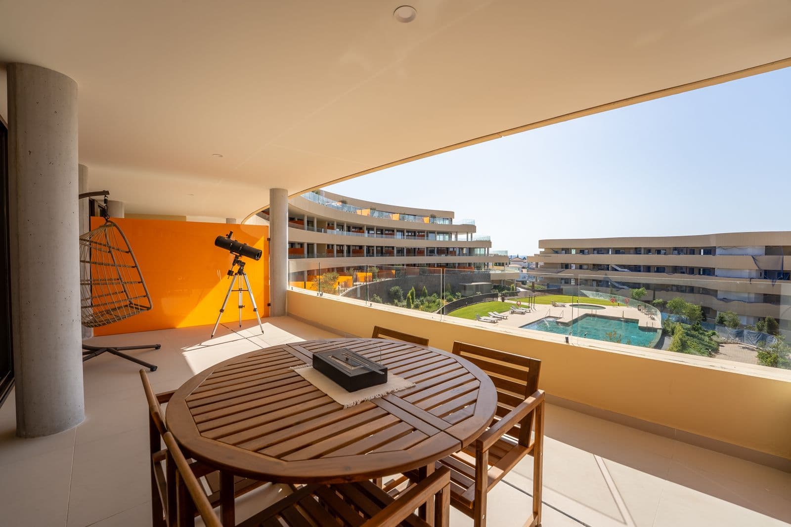 Middle Floor Apartment in Higueron, Fuengirola