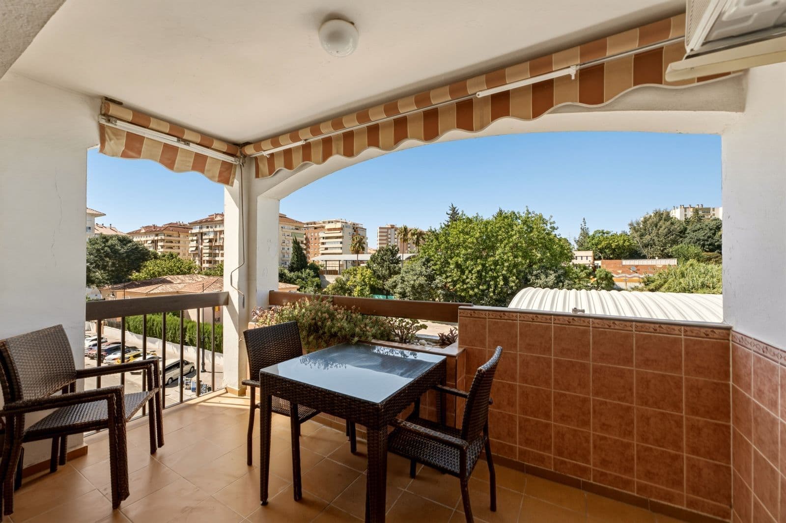 Middle Floor Apartment in Fuengirola, Fuengirola