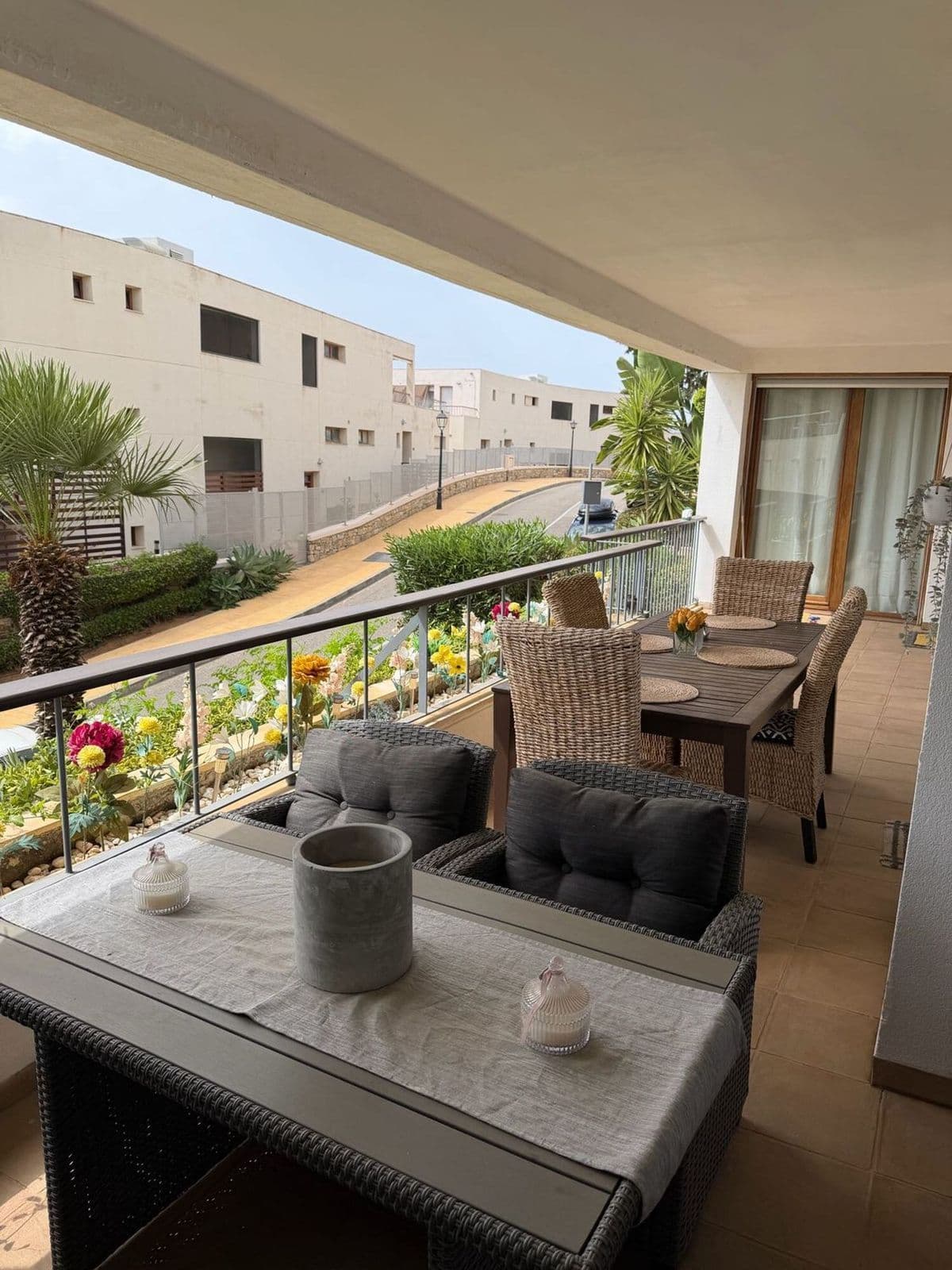 Middle Floor Apartment in Altos de los Monteros, Marbella East