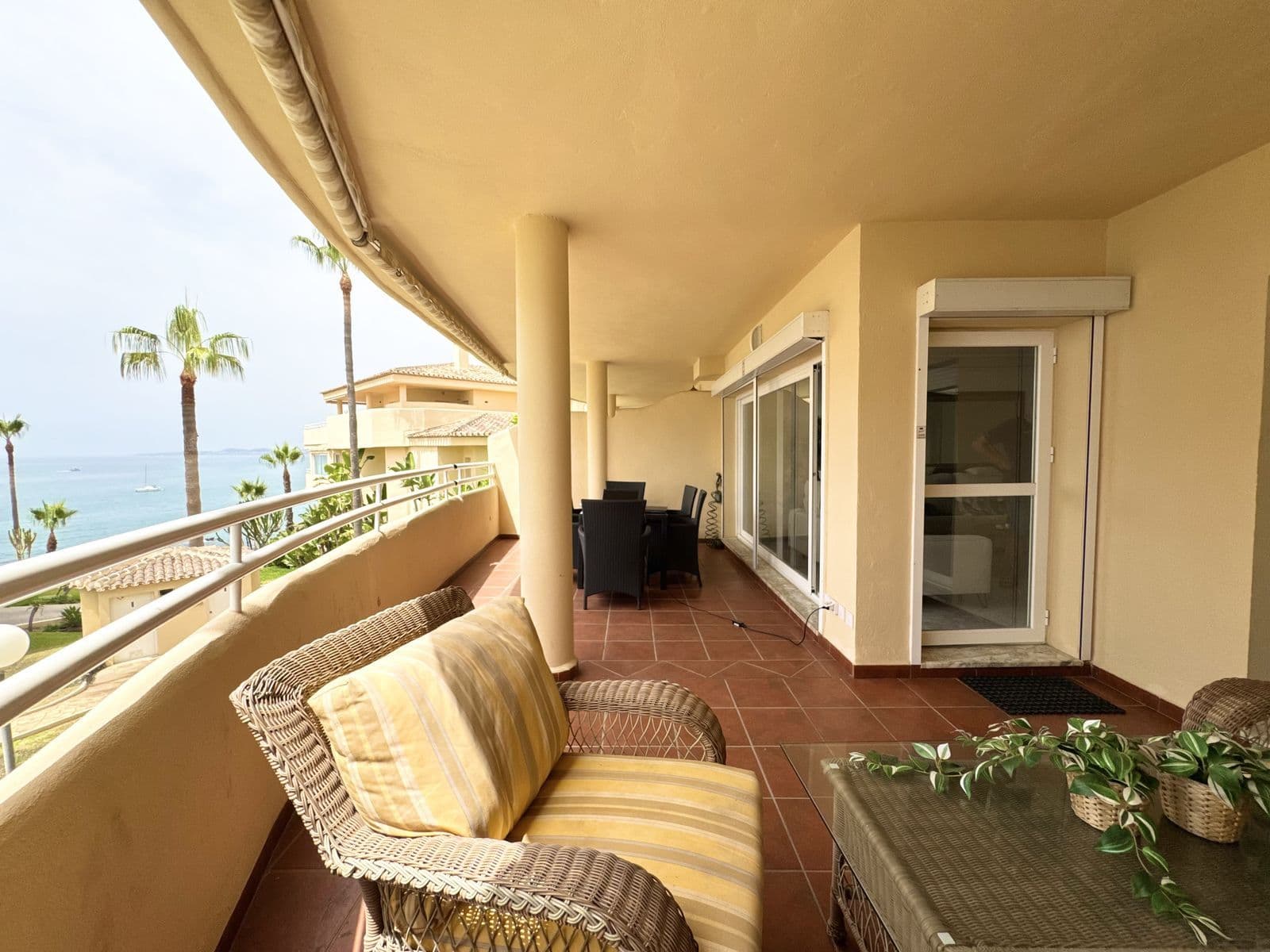 Middle Floor Apartment in Torrequebrada, Benalmádena