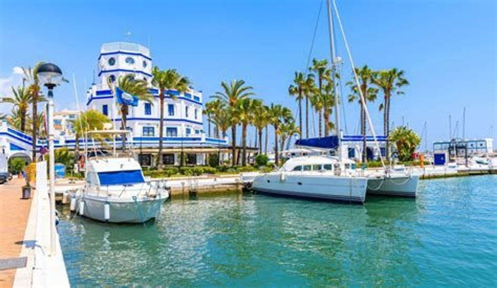 Semi-Detached House in Estepona, Estepona