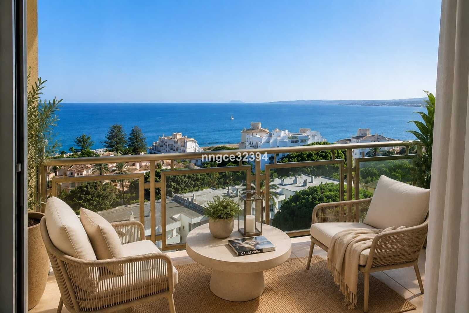 Top Floor Apartment in Estepona, Estepona