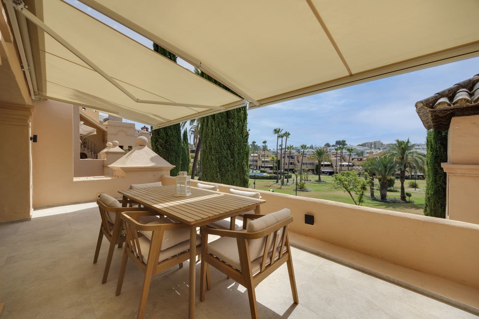 Penthouse Duplex in Estepona, Estepona