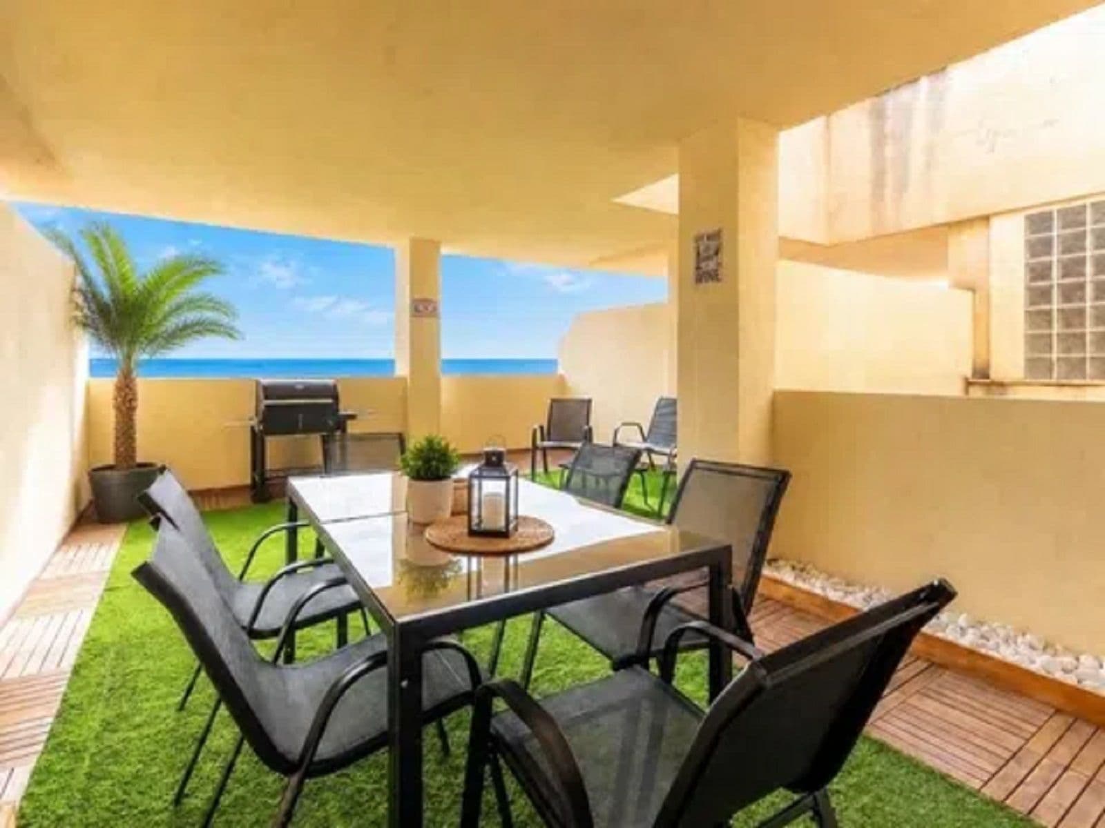 Middle Floor Apartment in Torreblanca, Fuengirola