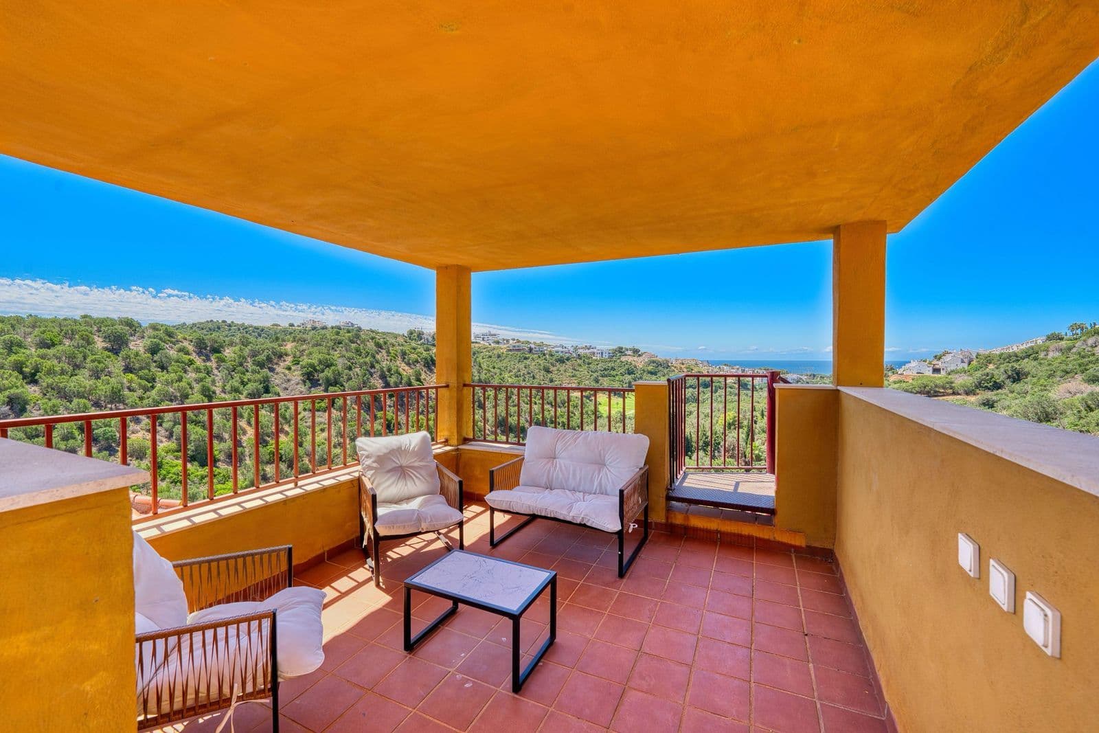 Penthouse Duplex in Reserva de Marbella, Marbella East