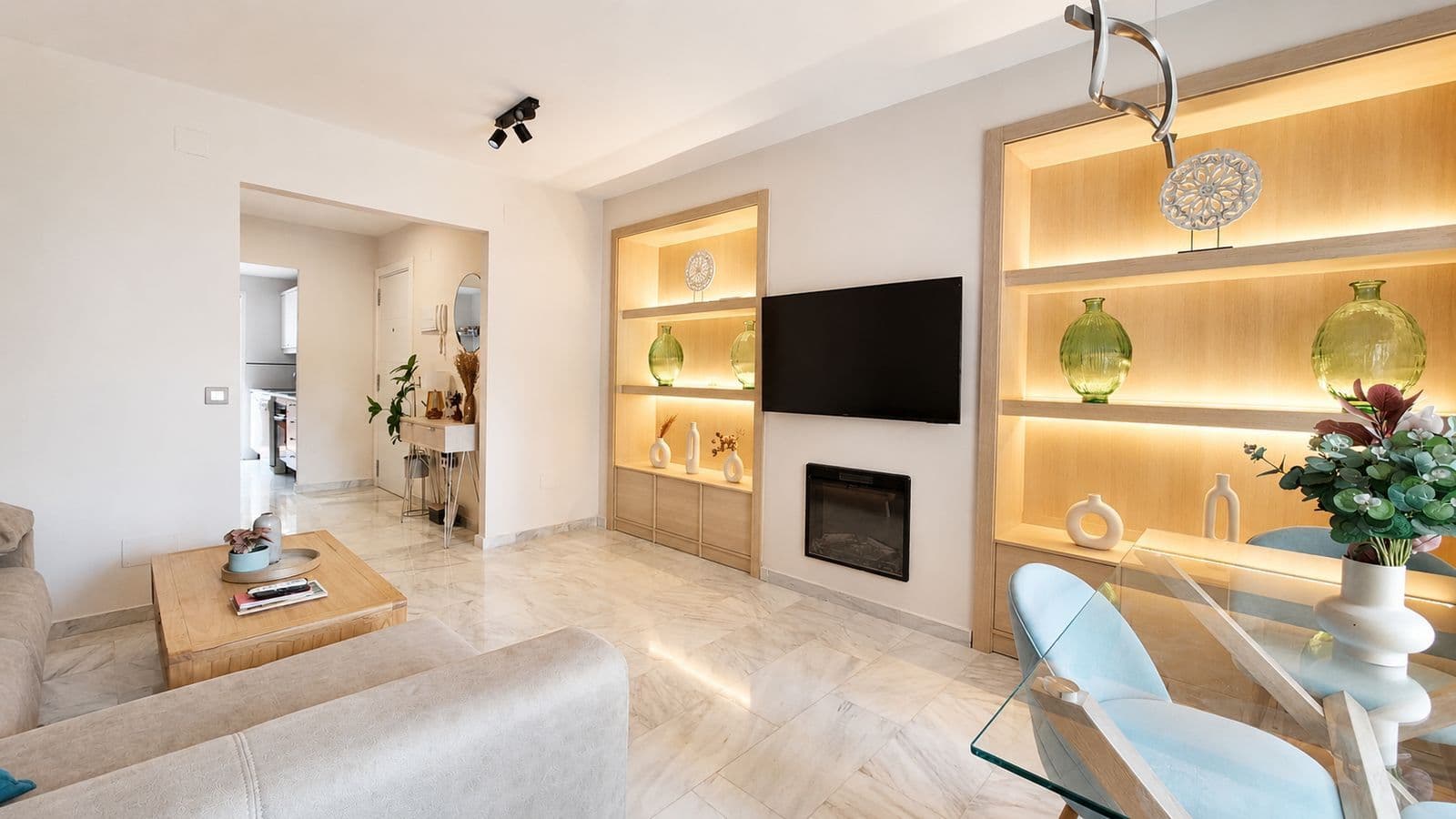 Middle Floor Apartment in New Golden Mile, Estepona