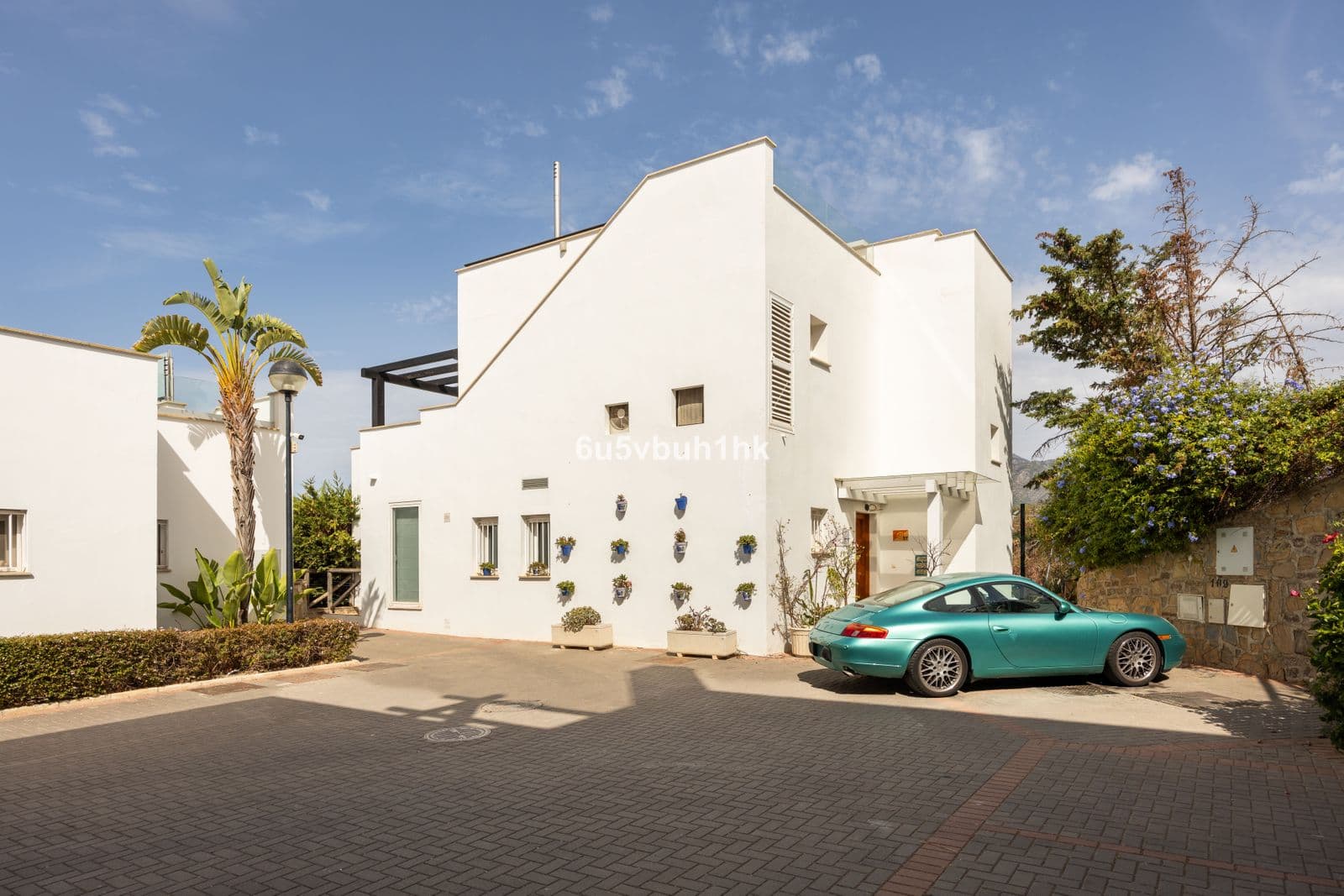 Detached Villa in Santa Clara, Marbella East