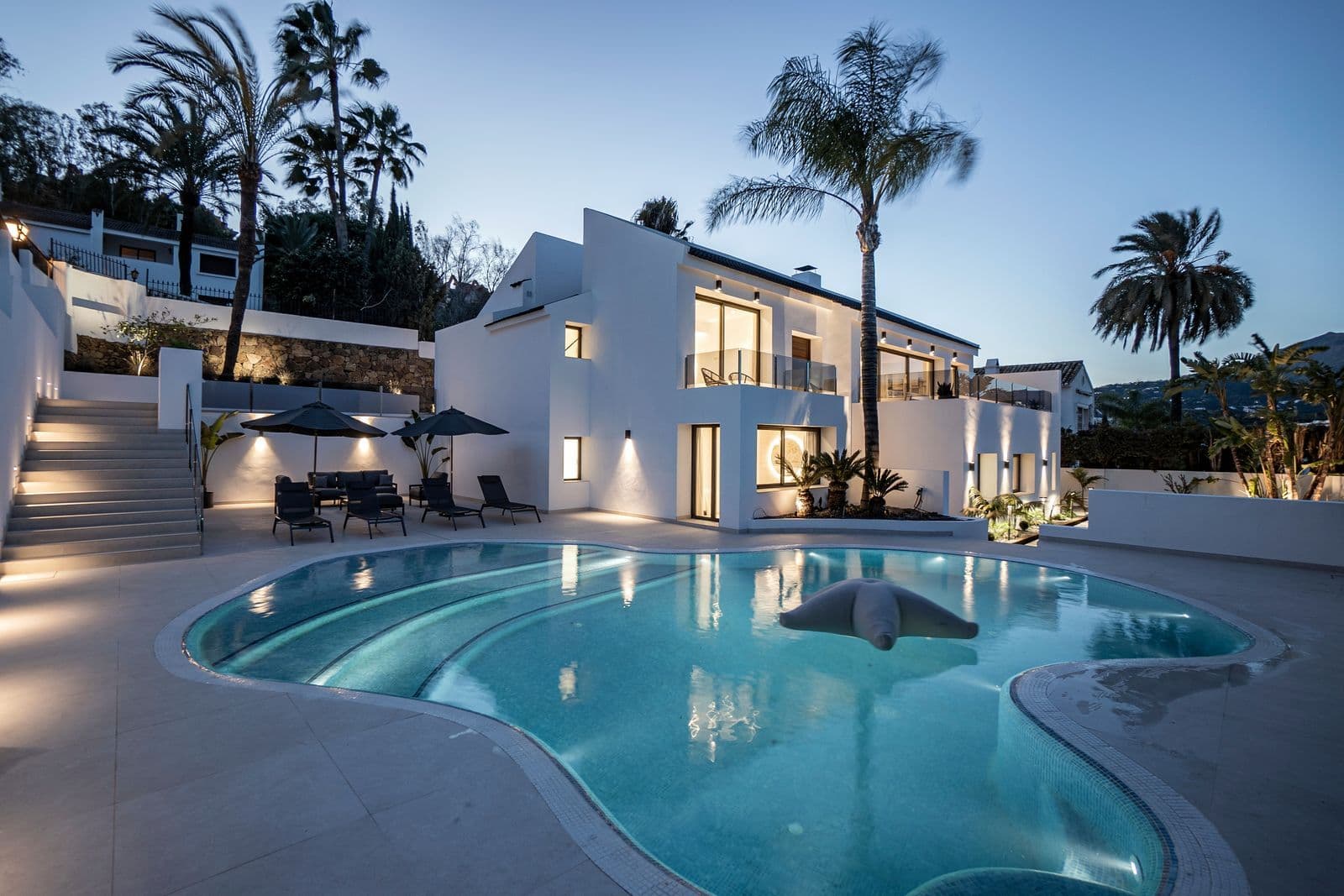 Detached Villa in Nueva Andalucía, Nueva Andalucía