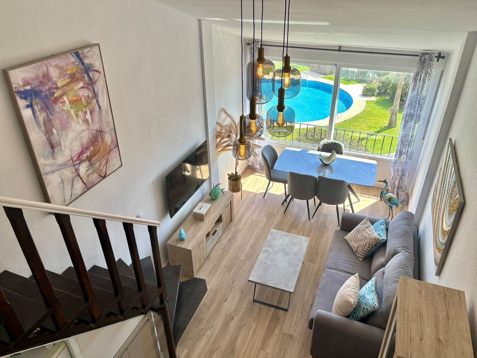 Middle Floor Apartment in Calahonda, Mijas