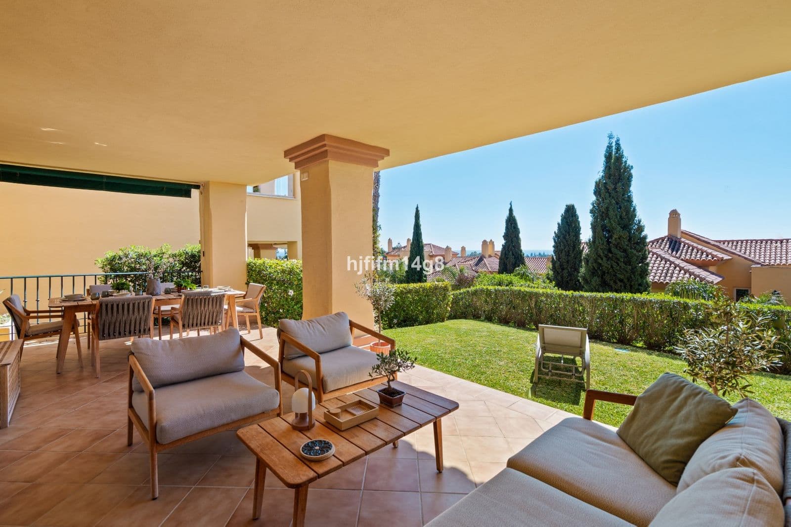 Ground Floor Apartment in Nueva Andalucía, Nueva Andalucía