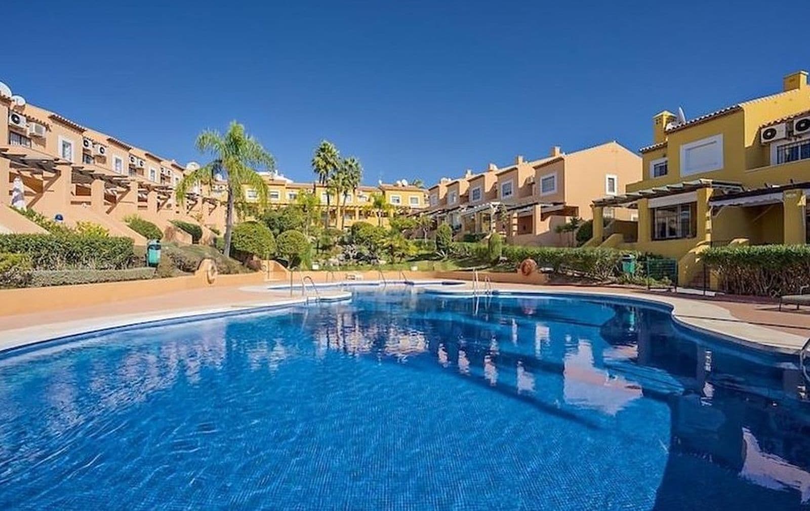 Townhouse in Calahonda, Mijas