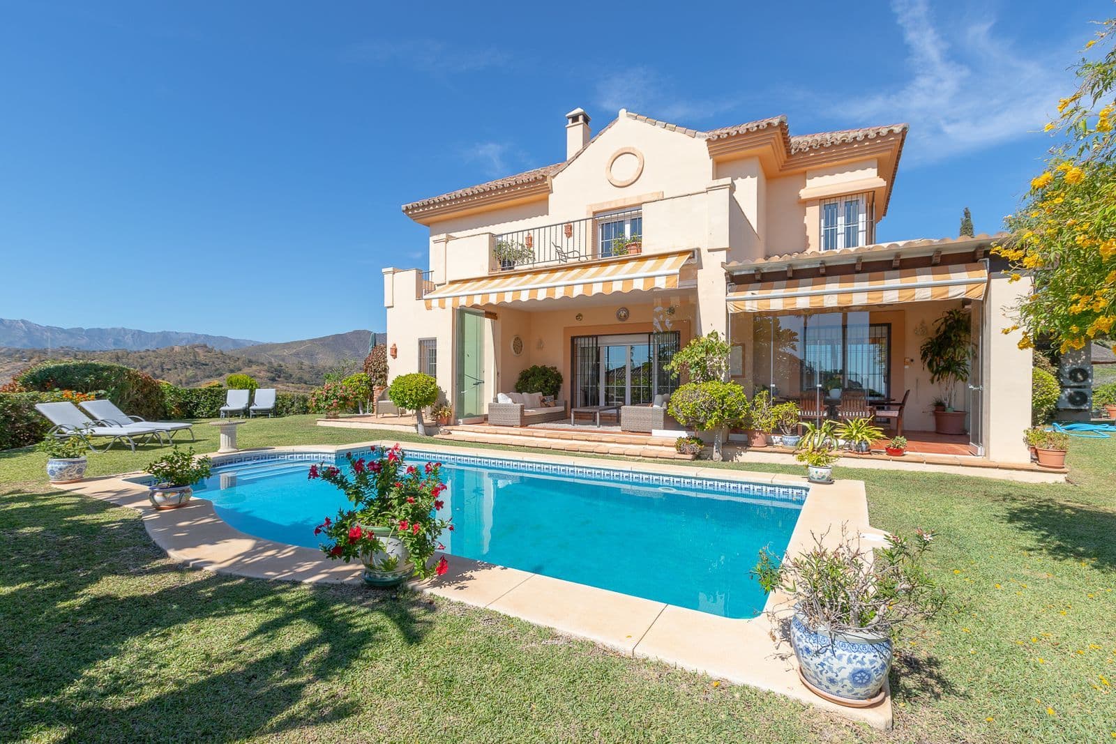Detached Villa in Elviria, Marbella East