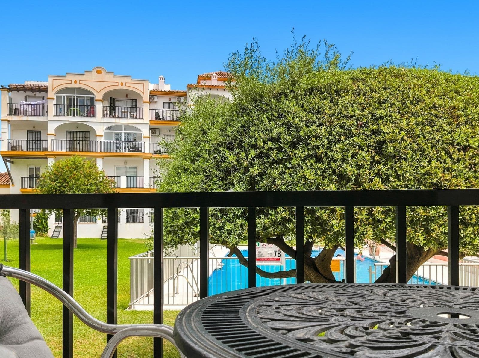 Ground Floor Apartment in Montemar, Torremolinos