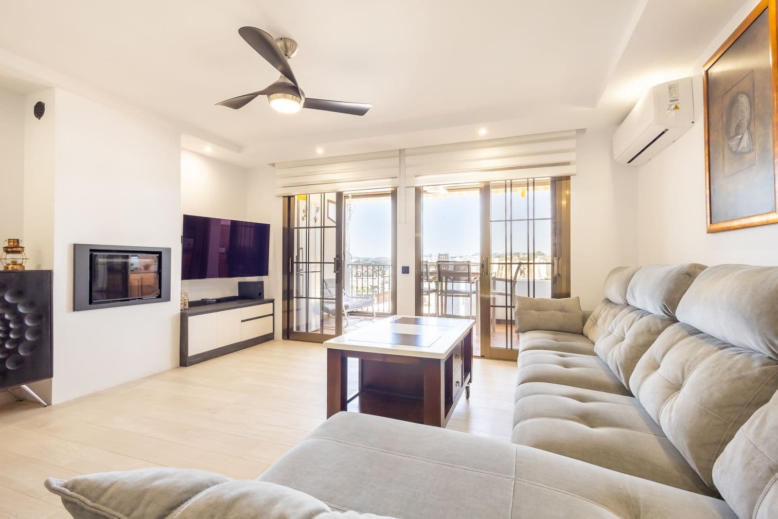 Middle Floor Apartment in Fuengirola, Fuengirola