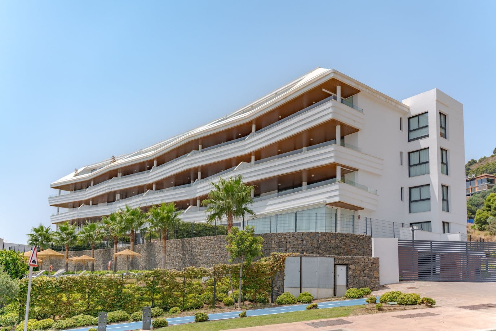 Middle Floor Apartment in Fuengirola, Fuengirola