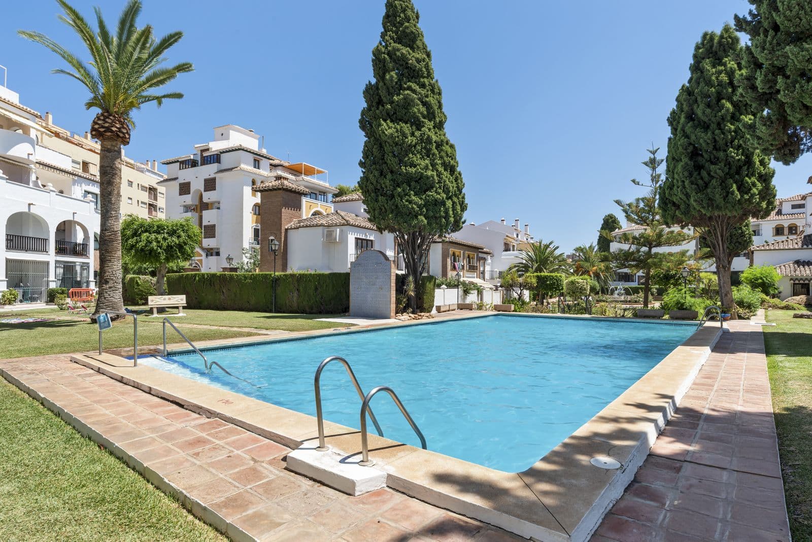 Middle Floor Apartment in Fuengirola, Fuengirola