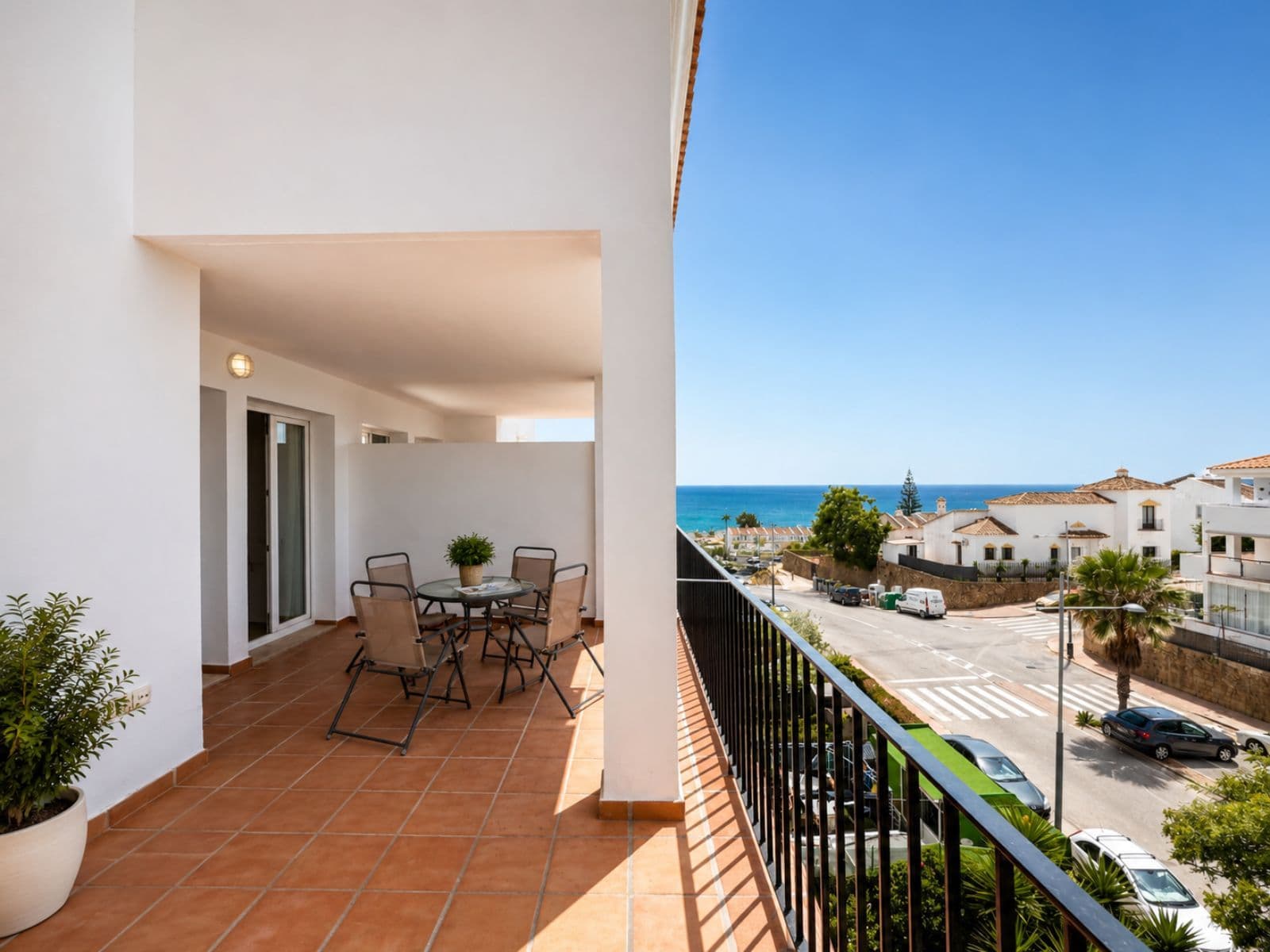 Middle Floor Apartment in Manilva, Manilva